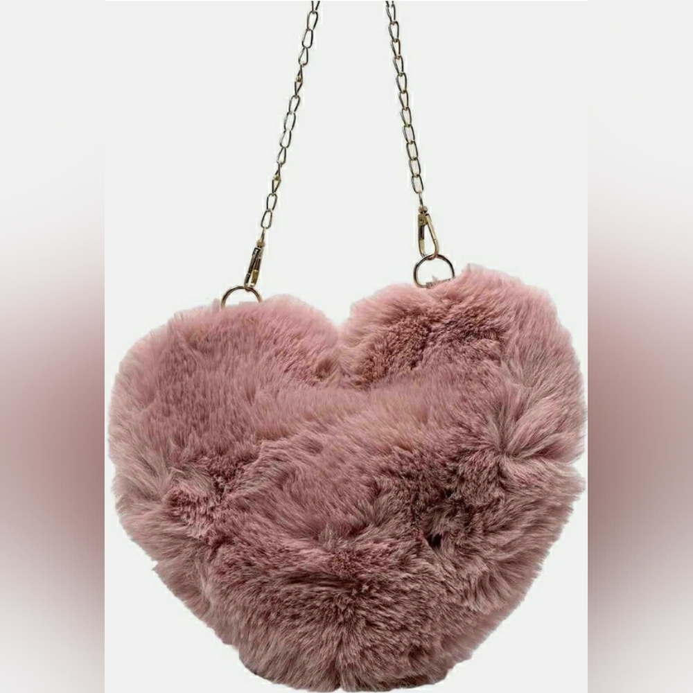 Pink Heart-Shaped Faux Fur Bag FUZZY DUSTY ROSE HEART CROSSBODY PURSE/GOLD CHAIN